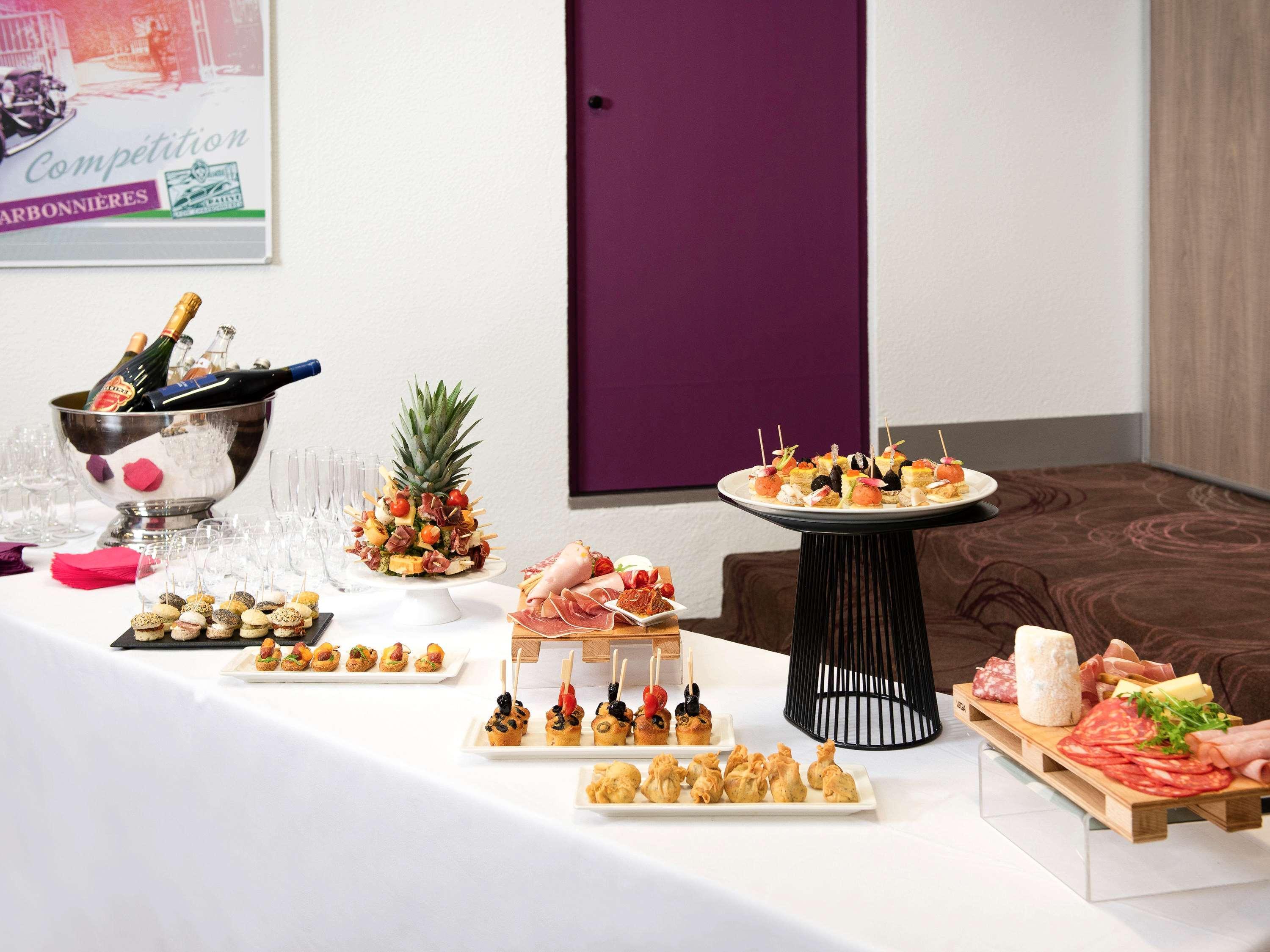 Mercure Lyon Charbonnieres Charbonnières-les-Bains Exterior foto