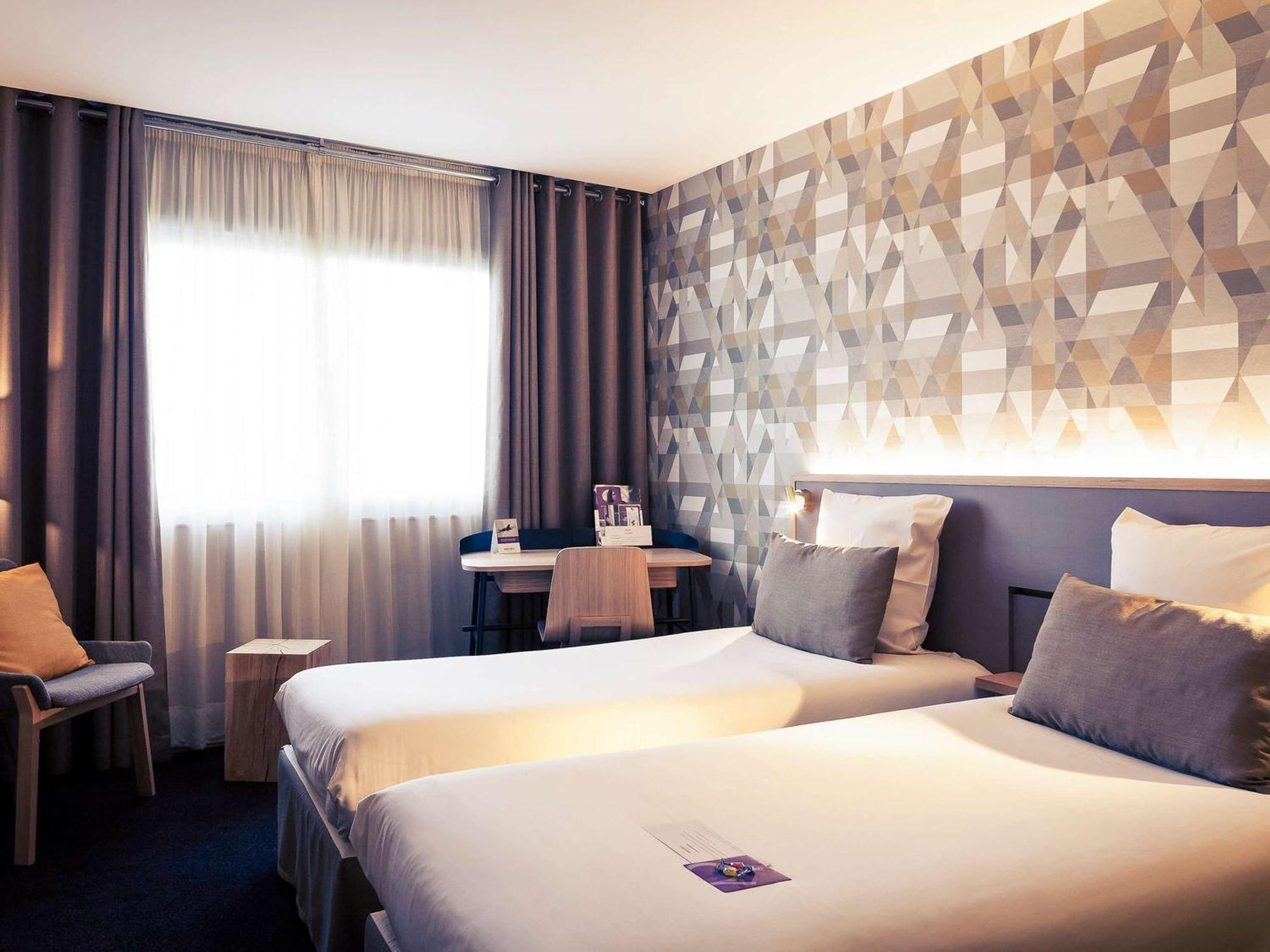 Mercure Lyon Charbonnieres Charbonnières-les-Bains Exterior foto